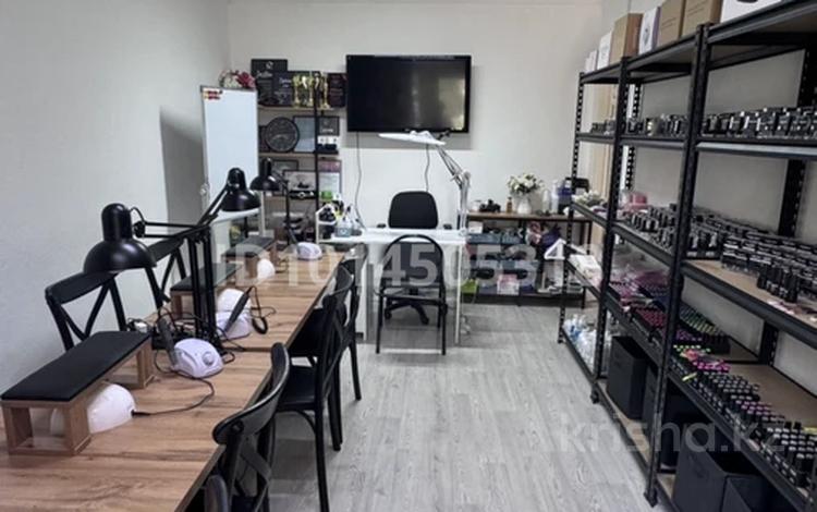 Готовый бизнес в сфере красоты (г. Тараз) · 32 м², бағасы: ~ 2.5 млн ₸ в мкр Акбулак — фото 2