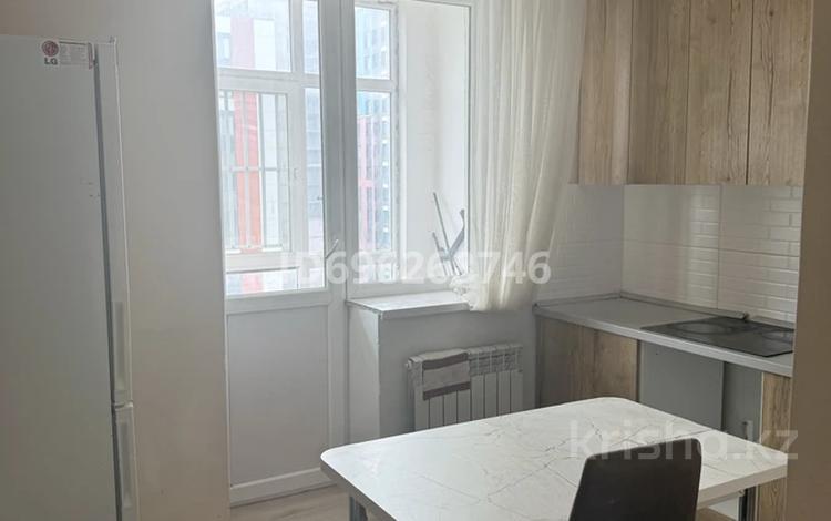 2-комнатная квартира · 53 м² · 8/8 этаж, А.Байтурсынова 47 за 250 000 ₸ в Астане, Алматы р-н — фото 10