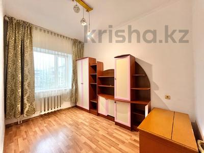 3-комнатная квартира, 64 м², 4/5 этаж, Назарбаева 145 за ~ 17.4 млн 〒 в Талдыкоргане