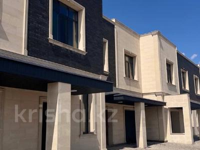Часть дома · 5 комнат · 240 м² · 1.2 сот., мкр Юго-Восток, Муканова 41/19 за 45 млн ₸ в Караганде, Казыбек би р-н