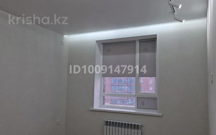 2-бөлмелі пәтер · 72 м² · 4/9 қабат, Самал 72/5, бағасы: 36.5 млн ₸ в Уральске — фото 2