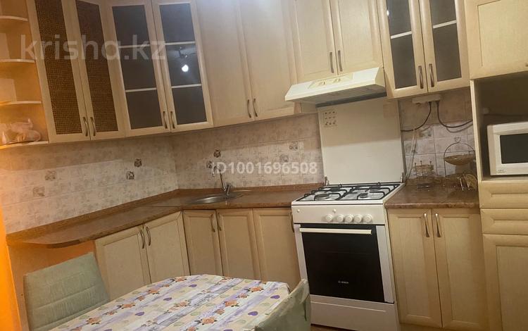 2-комнатная квартира · 52 м² · 5/5 этаж, мкр Мамыр-1 8 за 38 млн 〒 в Алматы, Ауэзовский р-н — фото 2