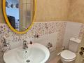 6-бөлмелі пәтер · 350 м² · 1/3 қабат, Қарғалы ш/а., Рыскулбекова 19, бағасы: 290 млн ₸ в Алматы, Наурызбайский р-н — фото 32
