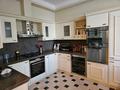 6-бөлмелі пәтер · 350 м² · 1/3 қабат, Қарғалы ш/а., Рыскулбекова 19, бағасы: 290 млн ₸ в Алматы, Наурызбайский р-н — фото 8