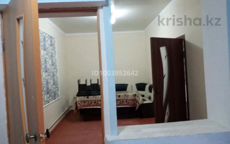 1-бөлмелі пәтер · 32.8 м² · 1 қабат, Кувакова 3/6 — На против Думан кафе переулок есть, бағасы: 5 млн ₸ в Атакенте — фото 2