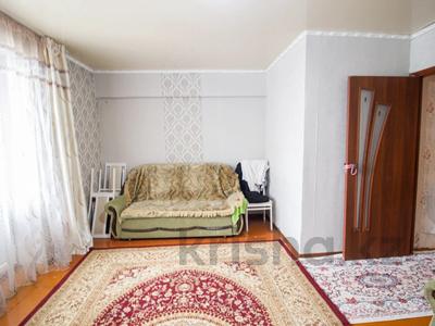 1-комнатная квартира, 33 м², 3/5 этаж, Самал за 9.5 млн 〒 в Талдыкоргане, мкр Самал
