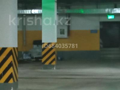 Гаражи и паркинги в Астане: Паркинг · 13.3 м² · Е 652 2 — Мангелик Ел - Кабанбай батыра за 2 млн 〒 Паркинг · 13.3 м² · Е 652 2 — Мангелик Ел - Кабанбай батыра за 2 млн 〒 в Астане, Есильский р-н