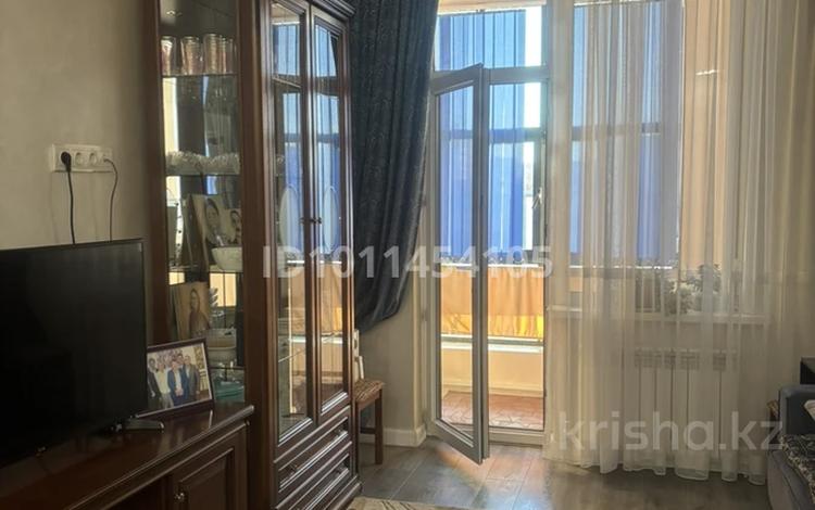 3-бөлмелі пәтер · 70 м² · 2/5 қабат, мкр Юго-Восток, Таттимбета 16/1 — Школа лицей имени Ыбырая Алтынсарина, бағасы: 50 млн ₸ в Караганде, Казыбек би р-н — фото 2