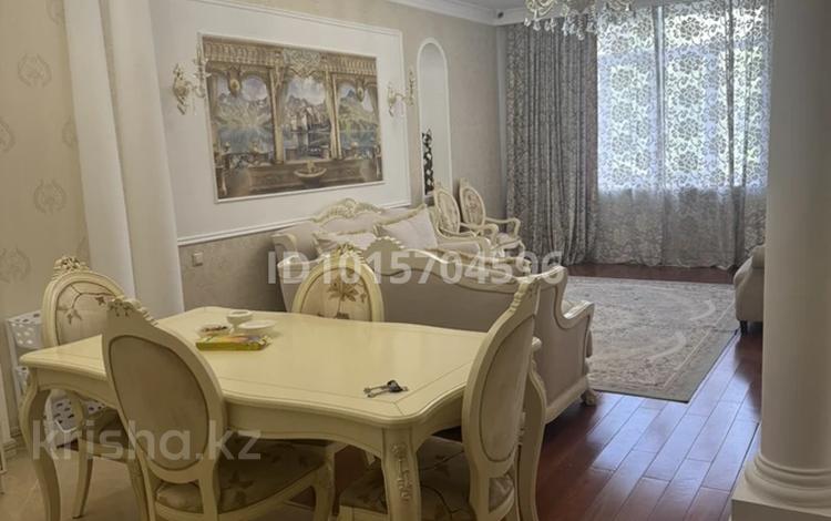2-комнатная квартира · 87 м² · 3/7 этаж, Омарова 37 за 550 000 ₸ в Алматы, Медеуский р-н — фото 2