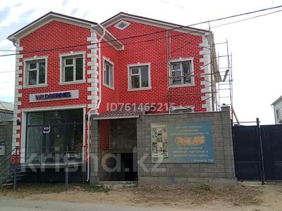 Отдельный дом · 6 комнат · 470 м² · 7.2 сот., Жахаева 139 — Муратбаева жахаева за 80 млн 〒 в 