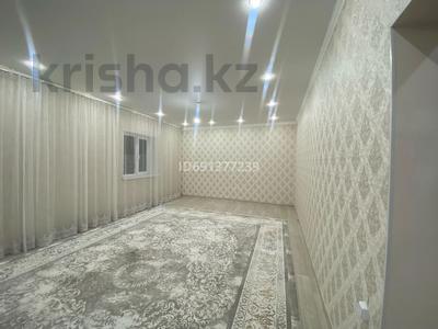 Отдельный дом · 5 комнат · 100 м² · 5 сот., Рабочая 5 — Старый город за 22 млн 〒 в Аксае