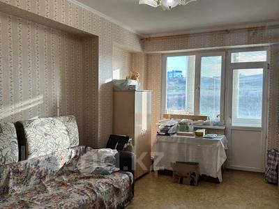 2-комнатная квартира, 63 м², 1/9 этаж, Казыбек Би 50 за 27.2 млн 〒 в Усть-Каменогорске