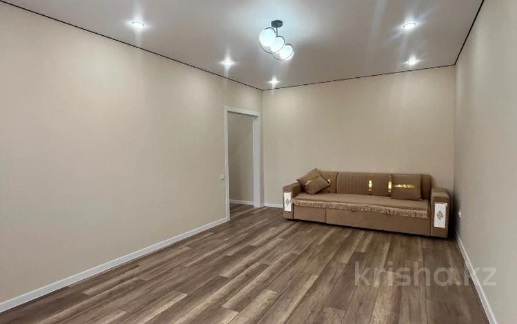 2-бөлмелі пәтер · 70 м² · 3/5 қабат, мкр. Алтын орда 54а, бағасы: 31.5 млн ₸ в Актобе — фото 10