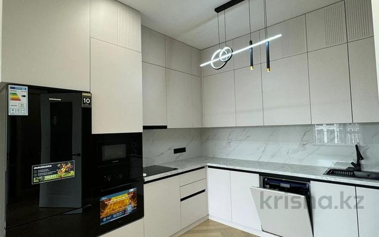 2-комнатная квартира · 60 м² · 15/16 этаж, Розыбакиева 197/2 за 75 млн 〒 в Алматы, Бостандыкский р-н — фото 2