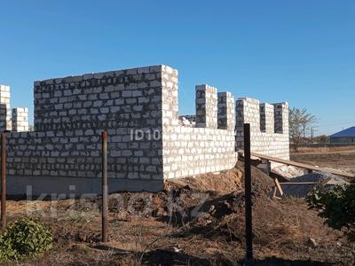 Жеке үй · 4 бөлме · 100 м² · 10 жүзд., СК автомобилист АТП пго 274, бағасы: 9 млн ₸ в Актобе, жилой массив Акжар-2