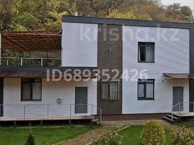 Жер үй мен саяжайлар в Алматы: Жеке үй · 4 бөлме · 120 м², мкр Аскартау, Дружба спорт 63 — Трамплин, Ремизовка, бағасы: 990 000 〒 Жеке үй · 4 бөлме · 120 м², мкр Аскартау, Дружба спорт 63 — Трамплин, Ремизовка, бағасы: 990 000 〒 в Алматы, Медеуский р-н