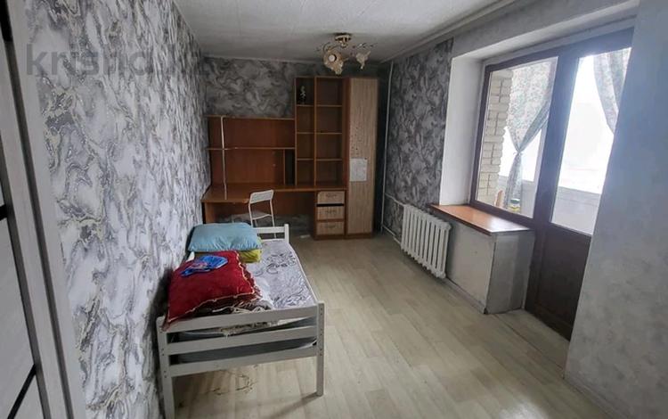 2-бөлмелі пәтер · 50 м² · 8/9 қабат, проспект Абая 16, бағасы: 13.8 млн ₸ в Усть-Каменогорске — фото 2