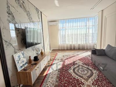 2-бөлмелі пәтер · 80 м² · 8/9 қабат, Район санатория «Атырау» 1, бағасы: 370 000 ₸