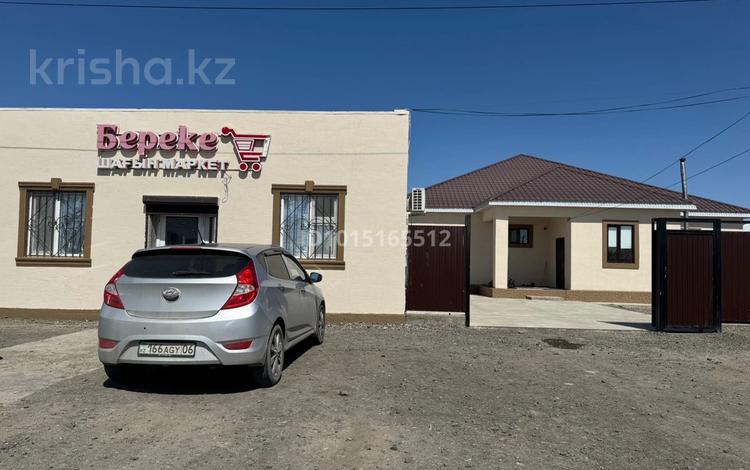 Часть дома · 5 комнат · 288 м² · 8 сот., мкр Аксай-2, Өтеғали Кереев 25 25 за 45 млн ₸ в Атырау — фото 2