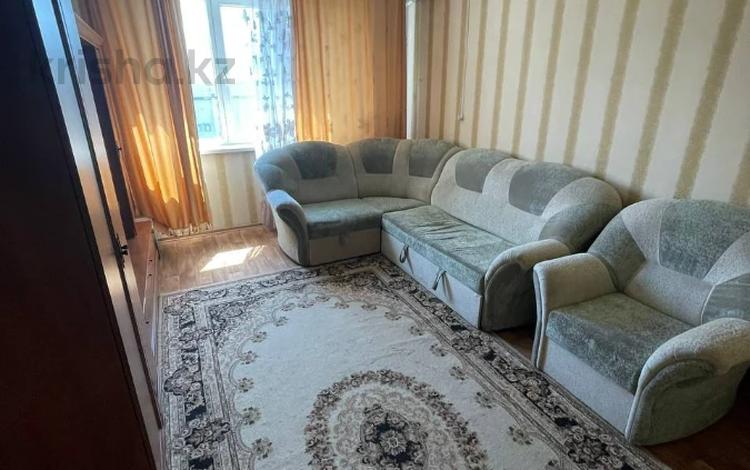 3-комнатная квартира, 68 м², 3/9 этаж, Жандосова за 45.5 млн 〒 в Алматы, Бостандыкский р-н — фото 2