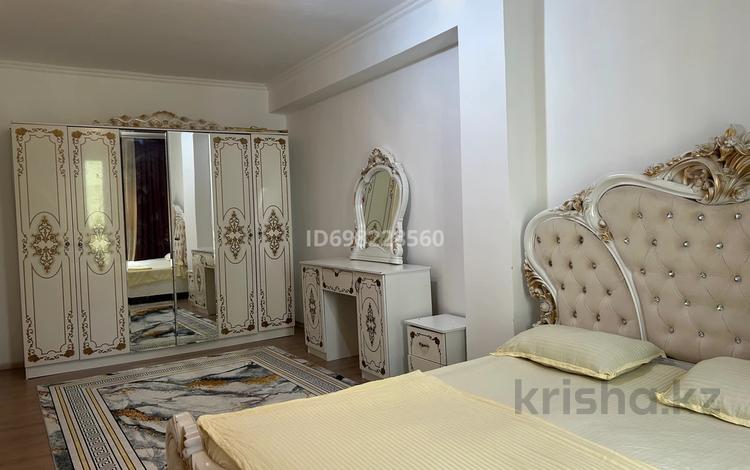 2-бөлмелі пәтер, 65 м² тәулік бойы, 9 10/3 — Тц Туран мол, бағасы: 12 000 〒 в Туркестане — фото 2