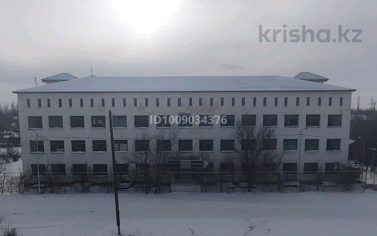 Офисы, склады · 3000 м² за 1.5 млн 〒 в Талдыкоргане — фото 2