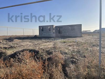 Отдельный дом · 4 комнаты · 180 м² · 8 сот., Арал — Угловой дом за 17 млн 〒 в Байкент