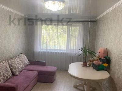 3-комнатная квартира · 60 м² · 4/5 этаж, Ахременко за 18.4 млн 〒 в Петропавловске