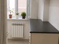 3-бөлмелі пәтер · 59.98 м² · 3/5 қабат, Жангельдина көшесі 18/89 — Средняя школа √18,школа им. Ш.Уалханова проспект Республики,39Б, бағасы: 23 млн ₸ в Шымкенте, Аль-Фарабийский р-н — фото 6