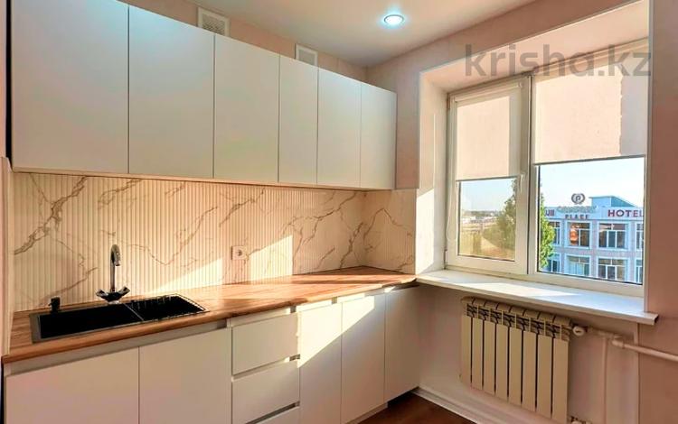 2-комнатная квартира · 41 м² · 5/5 этаж, Ауезова 63 за 14.7 млн ₸ в Атырау — фото 4