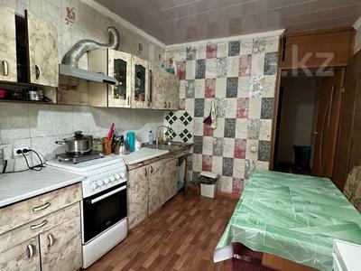 4-бөлмелі пәтер · 82.4 м² · 2/5 қабат, Жаңа қала ш/а., Керамическая 78а, бағасы: 22.9 млн ₸ в Караганде, Казыбек би р-н