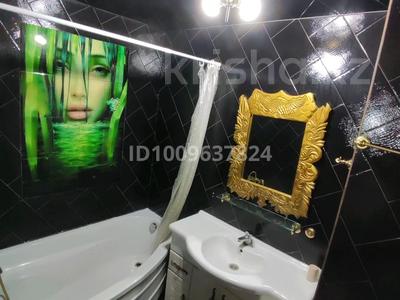 2-комнатная квартира · 65 м² · 8/10 этаж, Валиханова 129 — Центр города, Цум, Каспи банк за 250 000 ₸ в Семее