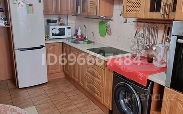 3-бөлмелі пәтер · 65.3 м² · 2/4 қабат, Энтузиастов 19, бағасы: 32 млн ₸ в Усть-Каменогорске — фото 5