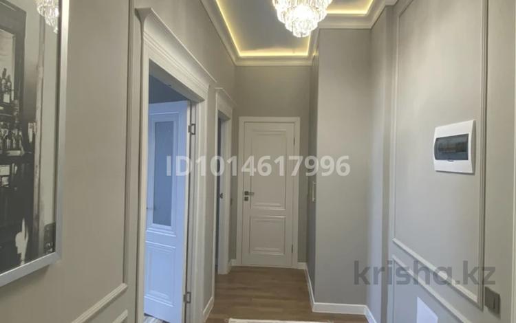 2-комнатная квартира · 60 м² · 11 этаж, Санжара Асфендиярова за 350 000 ₸ в Астане, Нура р-н — фото 2