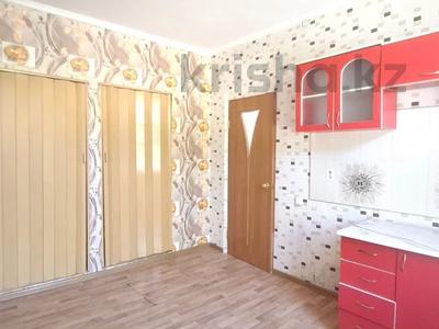 3-бөлмелі пәтер · 57.6 м² · 1/3 қабат, Сатпаева 5, бағасы: 12 млн ₸ в Семее