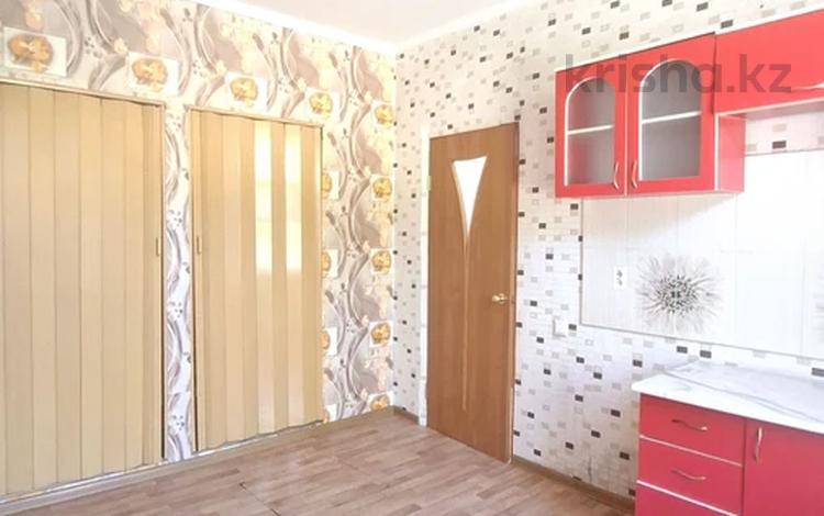 3-бөлмелі пәтер · 57.6 м² · 1/3 қабат, Сатпаева 5, бағасы: 12 млн ₸ в Семее — фото 7