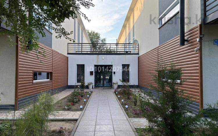 2-бөлмелі пәтер · 62.4 м² · 2/2 қабат, Маншук Маметовой 125, бағасы: 45 млн ₸ в Уральске — фото 2