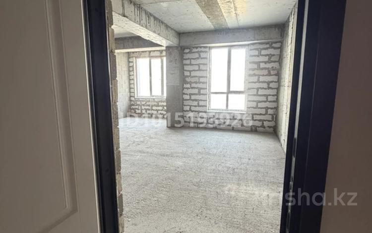 3-комнатная квартира · 73.3 м² · 4/8 этаж, 7А мкр, ​микрорайон 7а 27 за 27 млн ₸ в Актау — фото 2