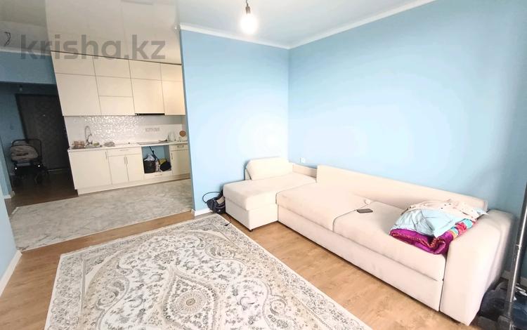 1-бөлмелі пәтер · 40 м² · 9/10 қабат, Мкр Аксай, Б. Момышулы 25, бағасы: ~ 29 млн ₸ в Алматы, Ауэзовский р-н — фото 2