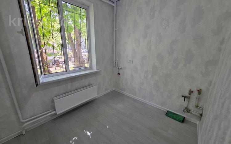2-бөлмелі пәтер · 42 м² · 1/5 қабат, мкр Айнабулак-1, бағасы: 31.5 млн ₸ в Алматы, Жетысуский р-н — фото 2