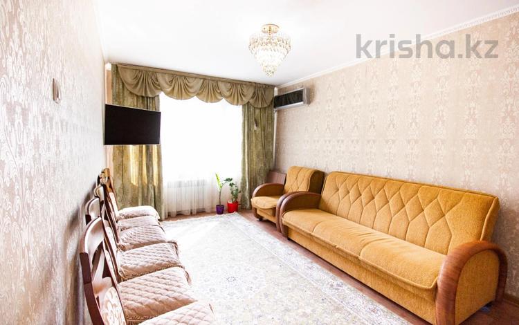3-комнатная квартира, 62 м², 3/5 этаж, самал 40 за 19 млн 〒 в Талдыкоргане, мкр Самал — фото 2