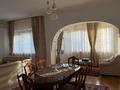 3-комнатная квартира · 132 м² · 1/7 этаж, мкр Самал-2 — Мендикулова Бектурова за 700 000 ₸ в Алматы, Медеуский р-н