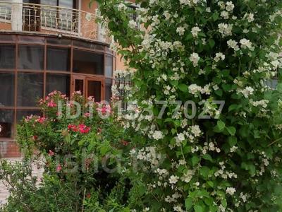 Отдельный дом · 7 комнат · 280 м² · 7 сот., Аймаутова за 105 млн ₸ в 