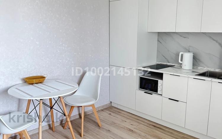 1-комнатная квартира · 44 м² · 7/16 этаж, Каныша Сатпаева 55/12 за 15 000 〒 в Усть-Каменогорске — фото 2