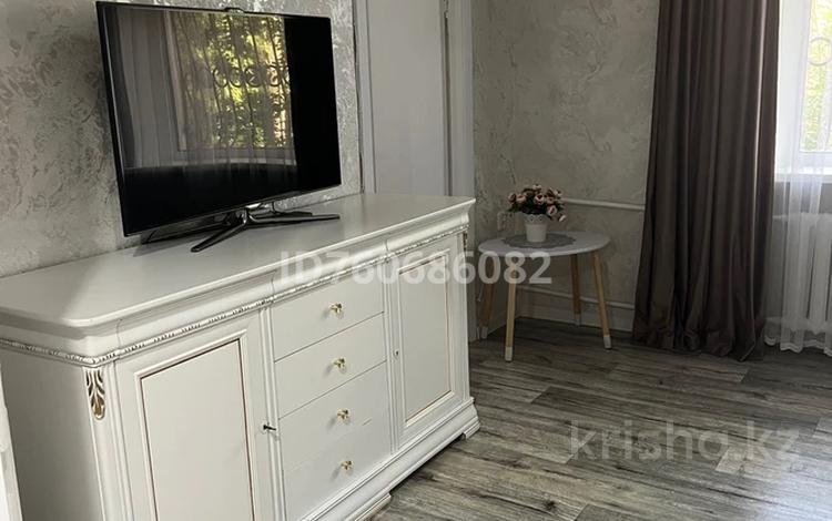 3-бөлмелі пәтер · 70 м² · 1/2 қабат, Байсеитовой — Республики- строителей, бағасы: 220 000 〒 в Темиртау — фото 43