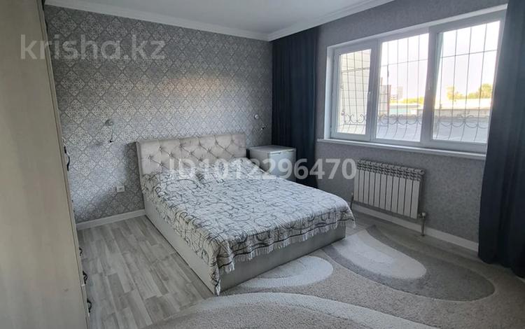 3-бөлмелі пәтер · 84 м² · 3/10 қабат, Мкр Аксай, Б. Момышулы 25 — Жубанова- Момышулы, бағасы: 66.5 млн ₸ в Алматы, Ауэзовский р-н — фото 4