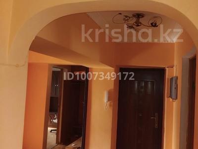 4-комнатная квартира · 75 м² · 4/5 этаж, Жангозина 75/5 за 26 млн 〒 в Каскелене