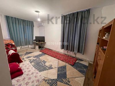 3-бөлмелі пәтер · 80 м² · 2/7 қабат, Есим хана 17/9 — Ледовый дворец Музсарайы, бағасы: 100 000 ₸ в Туркестане