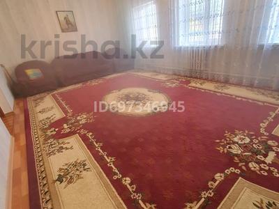 Отдельный дом · 5 комнат · 150 м² · 6 сот., мкр Томарлы, Курсангазы 6Б — Акимата за 33 млн 〒 в Атырау