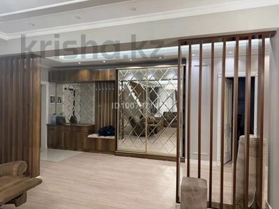 5-комнатная квартира · 240 м² · 9/10 этаж, 17-й микрорайон, ул. Рыскулова 62Б — ул. Рыскулова за 140 млн 〒 в Шымкенте, Аль-Фарабийский р-н